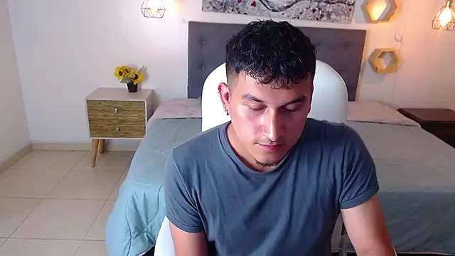 Lucas morenty online show from 07-04-26, 07:20