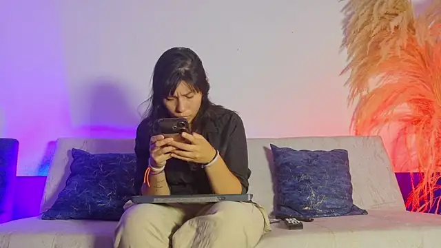 anthonia soler online show from 07-06-26, 08:55