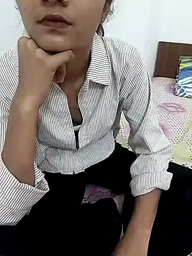 Snapshot of nadiya_khan_ chatting on 07-06-26, 05:26 nadiya khan online show from 07-06-26, 05:26