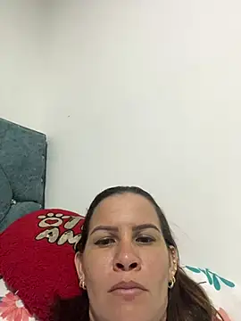 Snapshot of RoseFenix chatting on 07-16-26, 03:12 RoseFenix online show from 07-16-26, 03:12