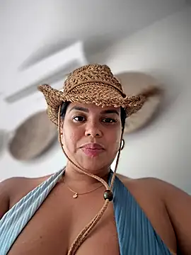 AliceStarshine online show from 12-18-25, 07:31