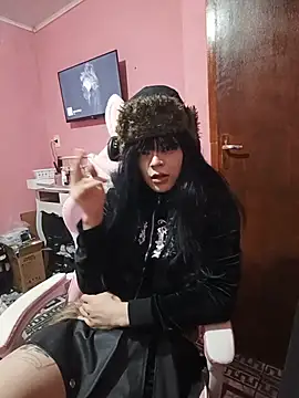 Kittiebell online show from 07-28-26, 02:07