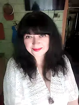 Snapshot of BeautyMilana13 chatting on 07-07-26, 07:56 BeautyMilana13 online show from 07-07-26, 07:56