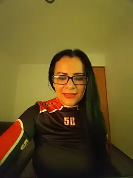 Snapshot of Laradelice chatting on 07-05-26, 07:04 Laradelice online show from 07-05-26, 07:04