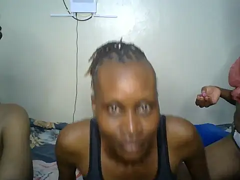 Snapshot of Petitebee01 chatting on 07-06-26, 07:49 Petitebee01 online show from 07-06-26, 07:49