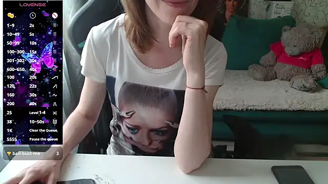   Alisa   online show from 07-11-26, 03:59