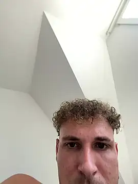 youngplayboymmm online show from 07-10-26, 11:13