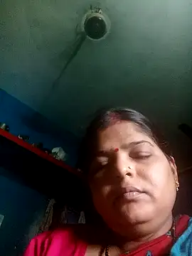 Snapshot of hot_bhabi1 chatting on 07-08-26, 06:18 hot bhabi1 online show from 07-08-26, 06:18