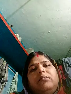 Snapshot of hot_bhabi1 chatting on 07-18-26, 01:43 hot bhabi1 online show from 07-18-26, 01:43