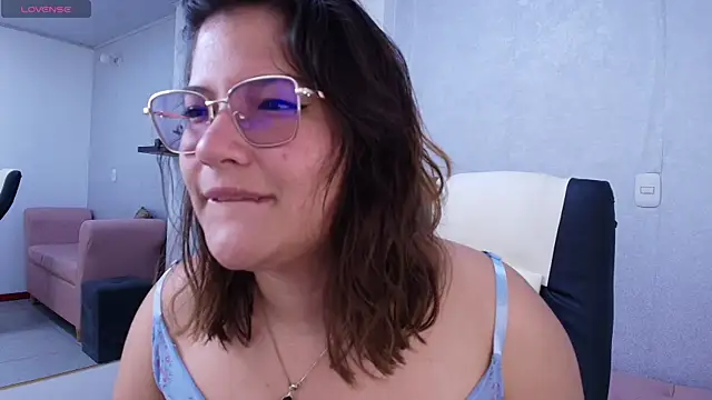 Snapshot of Lucero_Angels chatting on 07-08-26, 07:51 Lucero Angels online show from 07-08-26, 07:51