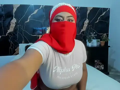 LucyWils online show from 07-16-26, 12:00