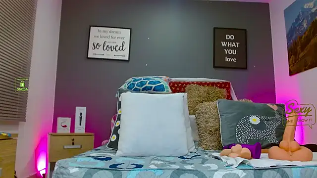 katiasupreme1 online show from 04-29-26, 05:30