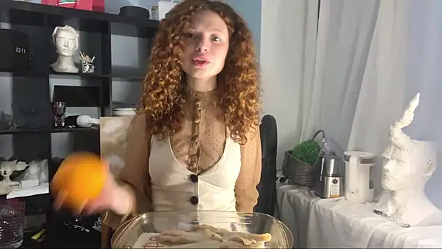 ElenaVanderbilt online show from 07-10-26, 08:11