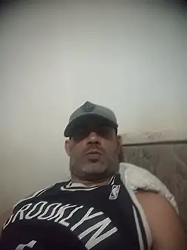 Snapshot of safadaoBOY chatting on 07-11-26, 06:49 safadaoBOY online show from 07-11-26, 06:49