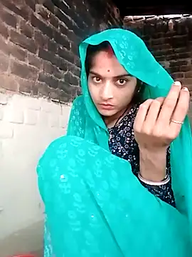Snapshot of Shivanikumari80 chatting on 07-11-26, 10:29 Shivanikumari80 online show from 07-11-26, 10:29