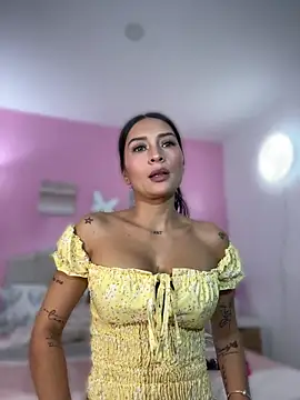 Snapshot of sofiasirena chatting on 07-14-26, 01:08 sofiasirena online show from 07-14-26, 01:08