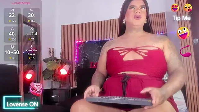 Snapshot of isabelleandbrand chatting on 10-20-25, 01:11 isabelleandbrand online show from 10-20-25, 01:11