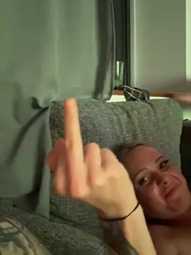 Slutty couple17 online show from 07-11-26, 10:00