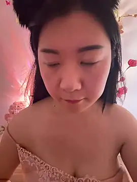 Snapshot of mitang688 chatting on 07-14-26, 05:12 mitang688 online show from 07-14-26, 05:12