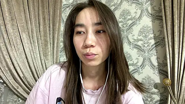 cocoSharms online show from 07-21-26, 04:09