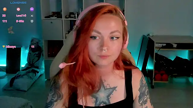 Snapshot of Annie__Bloom chatting on 07-29-26, 03:54 Annie Bloom online show from 07-29-26, 03:54
