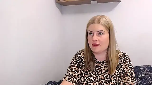 alisenties online show from 07-06-26, 02:47