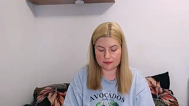 alisenties online show from 07-15-26, 02:22