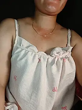 Nganquynh 2k2 online show from 07-14-26, 01:50