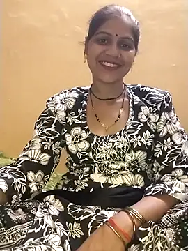 Snapshot of simran_bby chatting on 07-15-26, 08:52 simran bby online show from 07-15-26, 08:52