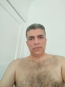 MatureHairyGuy online show from 07-13-26, 06:11