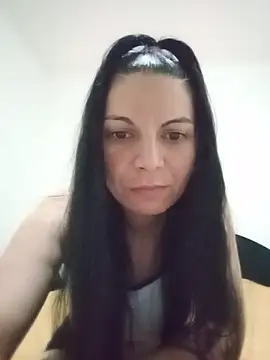 I amArianaa online show from 07-14-26, 10:04