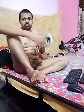 Snapshot of krvinay39 chatting on 10-08-25, 08:56 krvinay39 online show from 10-08-25, 08:56