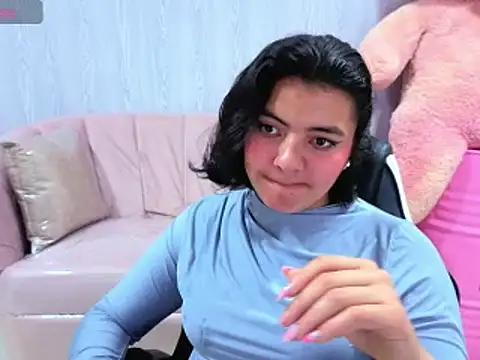 Snapshot of amalia_a chatting on 07-24-26, 12:47 amalia a online show from 07-24-26, 12:47