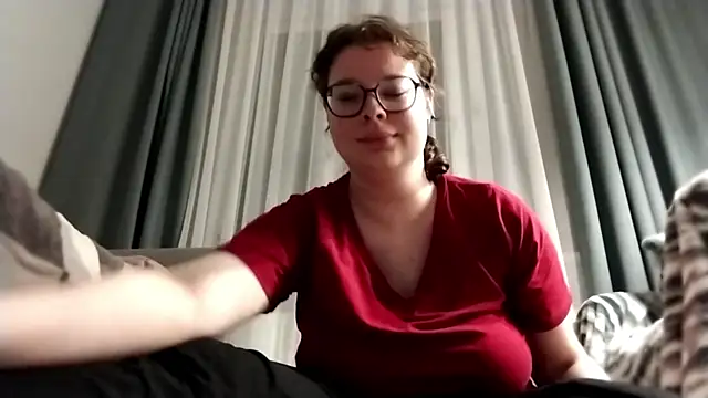 MulaVixen online show from 07-20-26, 06:43