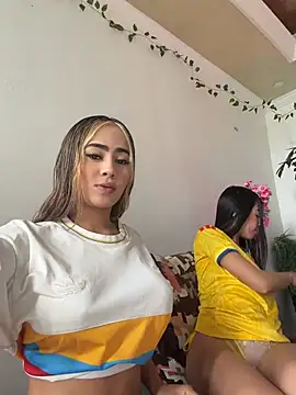 Snapshot of princess_liz69 chatting on 07-20-26, 03:25 princess liz69 online show from 07-20-26, 03:25