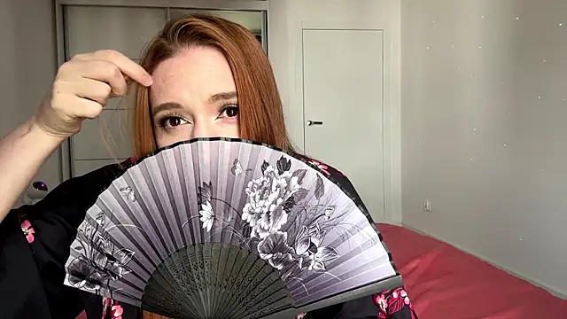 Snapshot of sakuram1 chatting on 07-21-26, 11:56 sakuram1 online show from 07-21-26, 11:56