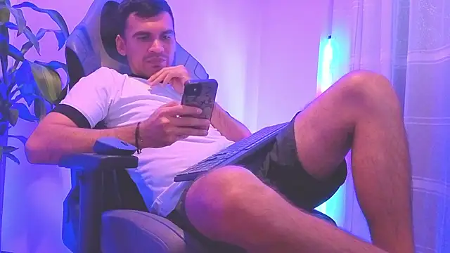 Hamiltonng12 online show from 07-25-26, 07:22