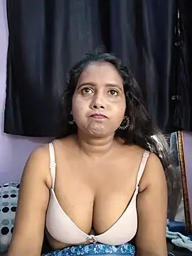 Snapshot of hornykhushi321 chatting on 07-24-26, 03:04 hornykhushi321 online show from 07-24-26, 03:04