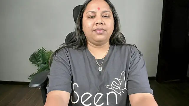 Snapshot of mohini_soul65 chatting on 07-20-26, 03:03 mohini soul65 online show from 07-20-26, 03:03