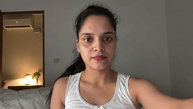 Snapshot of rashika_67 chatting on 07-21-26, 02:03 rashika 67 online show from 07-21-26, 02:03