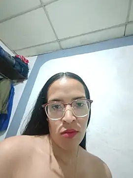 KatalinaF online show from 08-10-26, 03:32