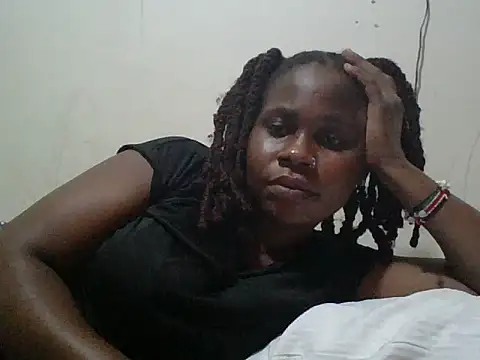 yummyychocolate  online show from 07-22-26, 04:21