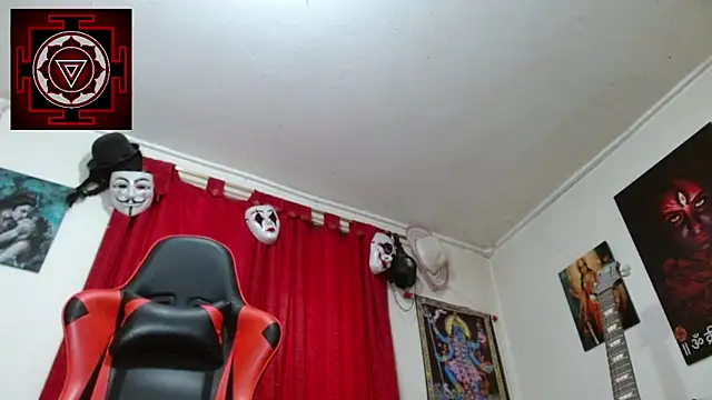 Snapshot of Amanda_Valeska chatting on 09-11-25, 04:51 Amanda Valeska online show from 09-11-25, 04:51