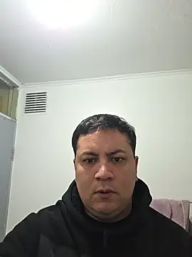 Snapshot of 69_romantico_69 chatting on 07-24-26, 09:57 69 romantico 69 online show from 07-24-26, 09:57
