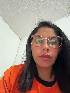Mia roux21 online show from 07-25-26, 06:11