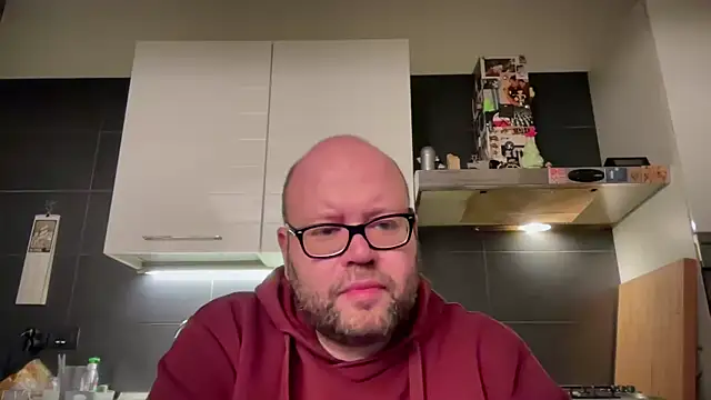 Snapshot of theitalianbear chatting on 12-10-24, 12:50 theitalianbear online show from 12-10-24, 12:50