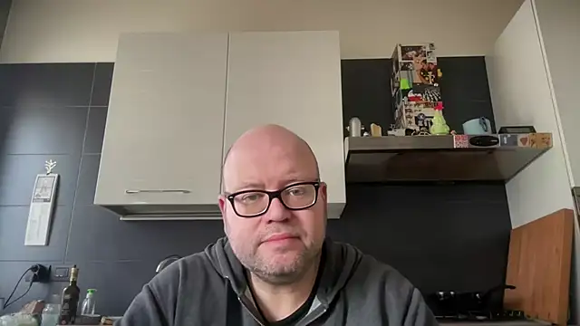 Snapshot of theitalianbear chatting on 01-17-25, 01:35 theitalianbear online show from 01-17-25, 01:35