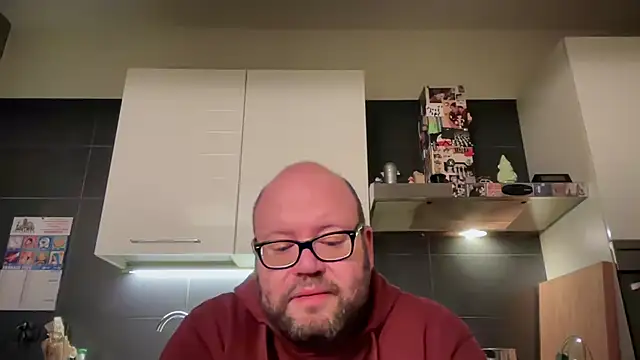 Snapshot of theitalianbear chatting on 01-17-26, 04:50 theitalianbear online show from 01-17-26, 04:50