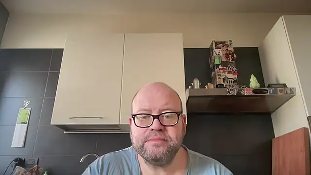 Snapshot of theitalianbear chatting on 03-05-26, 01:07 theitalianbear online show from 03-05-26, 01:07