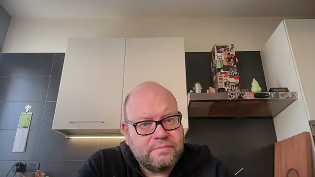 Snapshot of theitalianbear chatting on 03-06-26, 07:16 theitalianbear online show from 03-06-26, 07:16